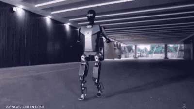 فيديو.. الصين تكشف عن أول روبوت يركض مثل الإنسان  