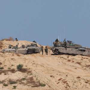 إسرائيل تتوعد بعد الهجوم الذي أصاب معبر كرم أبو سالم