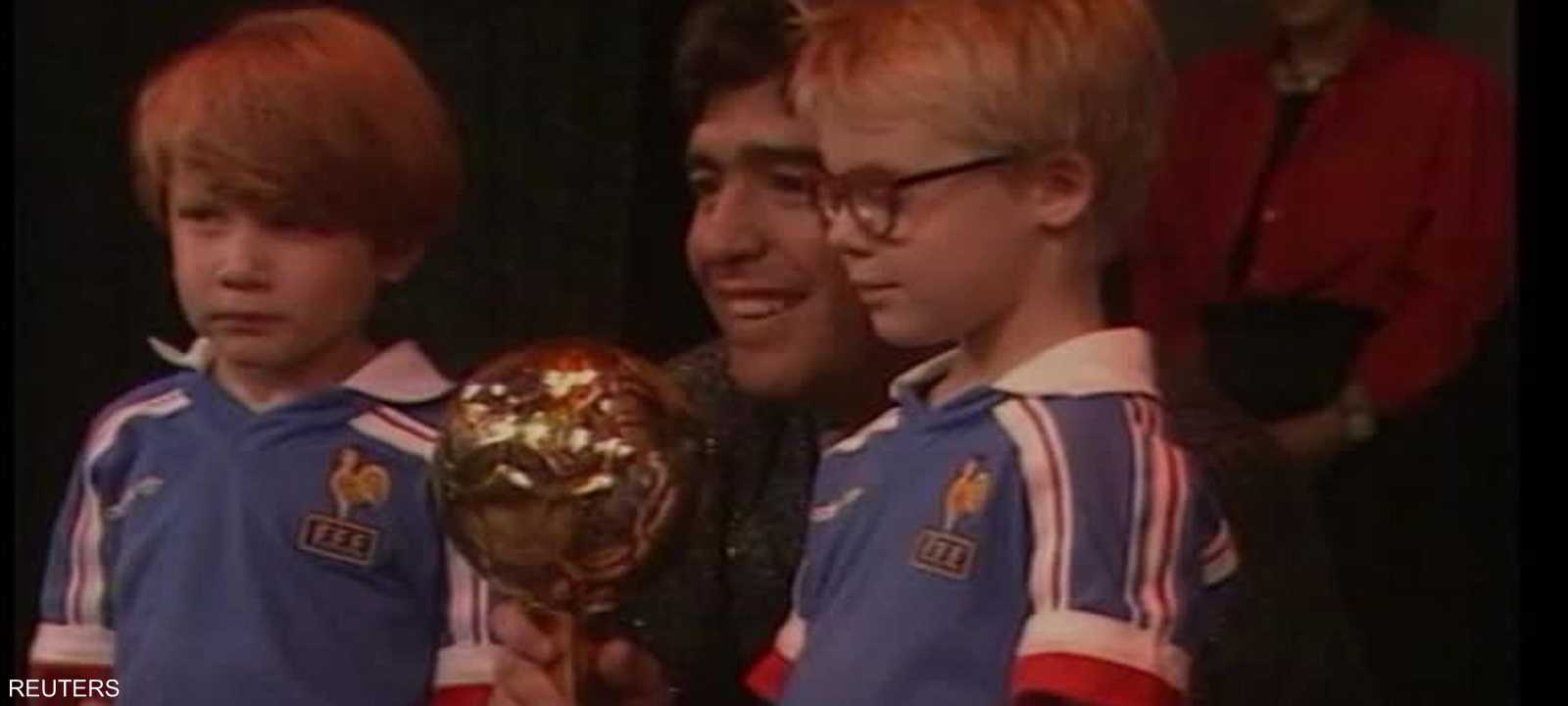 النجم الأرجنتيني الراحل مارادونا