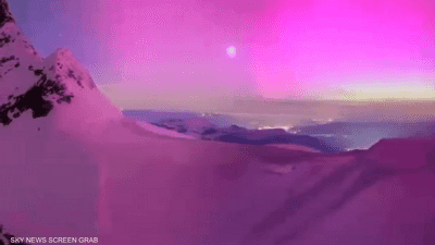 فيديو وصور.. مشاهد نادرة لسماء أوروبا تحت العاصفة الشمسية