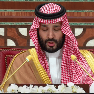 ولي العهد السعودي: يجب إيجاد حل شامل للقضية الفلسطينية
