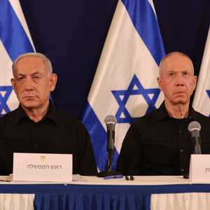 غالانت (يمين) يعارض الحكم العسكري لإدارة قطاع غزة