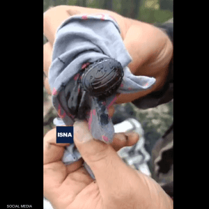 تم الكشف عن هوية الرئيس إبراهيم رئيسي من خلال خاتمه