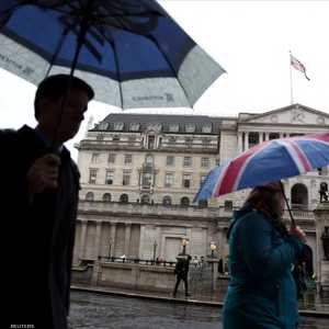 ضغوط التضخم في بريطانيا تبدد آمال خفض الفائدة في يونيو