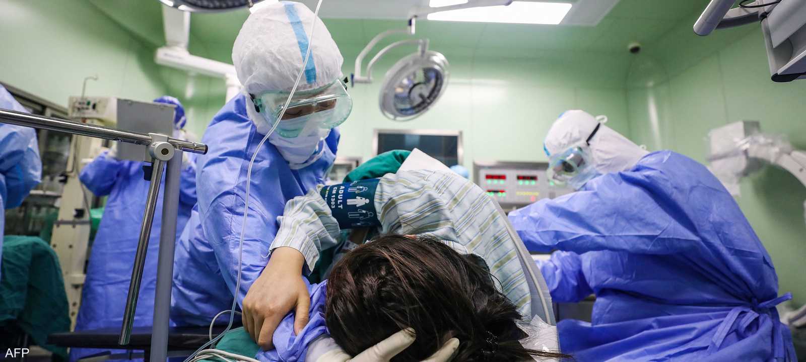 يتم تخدير النساء في الولادات القيصرية عن طريق الظهر