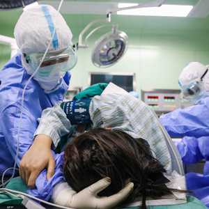 يتم تخدير النساء في الولادات القيصرية عن طريق الظهر