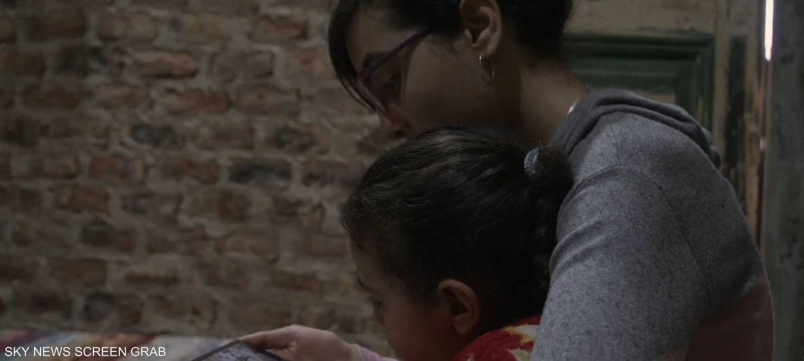 الفيلم يستعرض قصة فرقة للفتيات في صعيد مصر