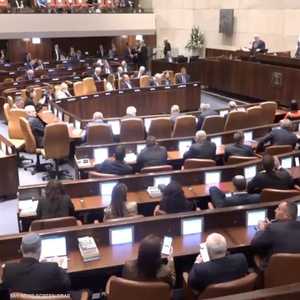 المعارضة الإسرائيلية تتفق على خطة للإطاحة بنتنياهو