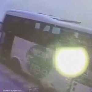 صورة متداولة للحظة انهيار المبنى