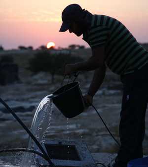 إسرائيل تزيد الضغط على الضفة الغربية بــ"سلاح المياه"