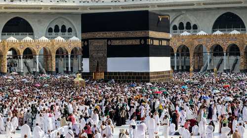 تواصل المنافذ الجمركية البرية والبحرية والجوية جهودها في استقبال وخدمة ضيوف الرحمن القادمين إلى المملكة لتأدية مناسك الحج.