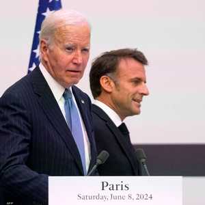 الرئيس الأميركي جو بايدن في زيارته إلى باريس