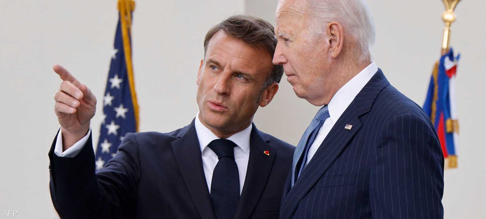 الرئيسان الأميركي جو بايدن والفرنسي إيمانويل ماكرون