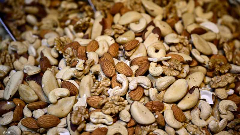 المكسرات طعام رائع لفقدان الوزن