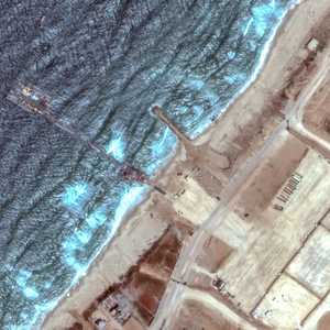 صورة أرشيفية للرصيف العائم