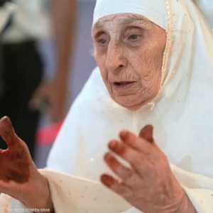 وصول أكبر حاجة إلى السعودية لأداء مناسك الحج عن عمر 130 عاما