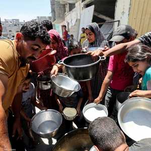 يعيش سكان غزة ظروفا صعبة بسبب الحصار والحرب