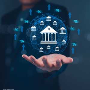 عوامل متزامنة تهدد بـ "أزمة مصرفية جديدة"