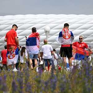 صربيا قالت إنها هتافات عنصرية طالتها