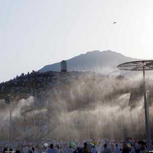 الحجاج أدوا مناسكهم في أجواء حارة