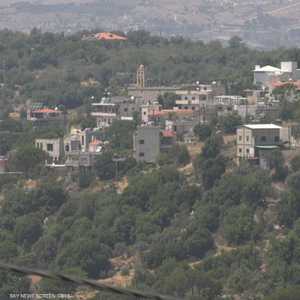 نزوح معظم سكان كفر حمام جنوب لبنان هرباً من القصف الإسرائيلي