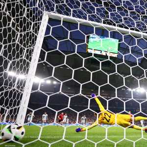 هدف جورجيا الثاني من ضربة جزاء