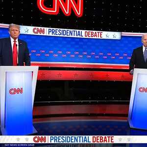 بايدن وترامب لم يتصافحا