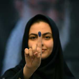 إيران.. جولة إعادة بين بزشكيان وجليلي