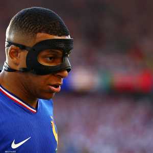 مبابي أصيب في أنفه خلال أول لقاء لفرنسا