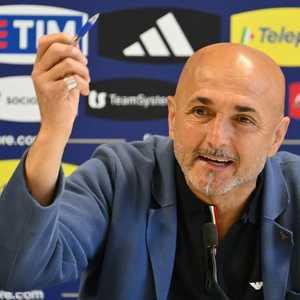 مدرب منتخب إيطاليا لوتشيانو سباليتي