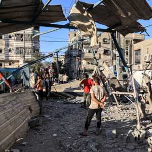 آثار القصف الإسرائيلي لمدرسة الجاعوني في غزة