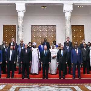 السيسي يستقبل وفدا سودانيا من المشاركين في مؤتمر القاهرة