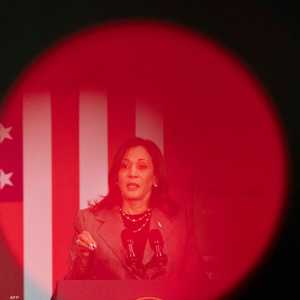 كامالا هاريس