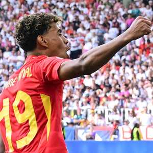 اللاعب لامين يامال