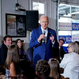 البيت الأبيض: بايدن لا يفكر في الانسحاب من السباق الرئاسي