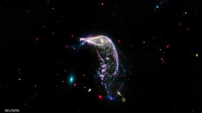 تلسكوب يلتقط صورة مذهلة لاندماج مجرتين في الفضاء