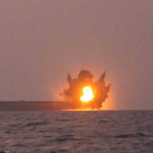 الحوثيون يستهدفون السفن بالبحر الأحمر