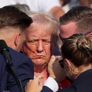 أنباء عن إصابة ترامب في الحادث