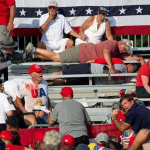 ذعر وخوف وسط الحضور في التجمع الذي شهد إطلاق النار