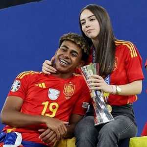 يامال وأليكس باديلا