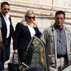 الشاباك ينفق أموالا طائلة لحماية زوجة نتنياهو وابنيه