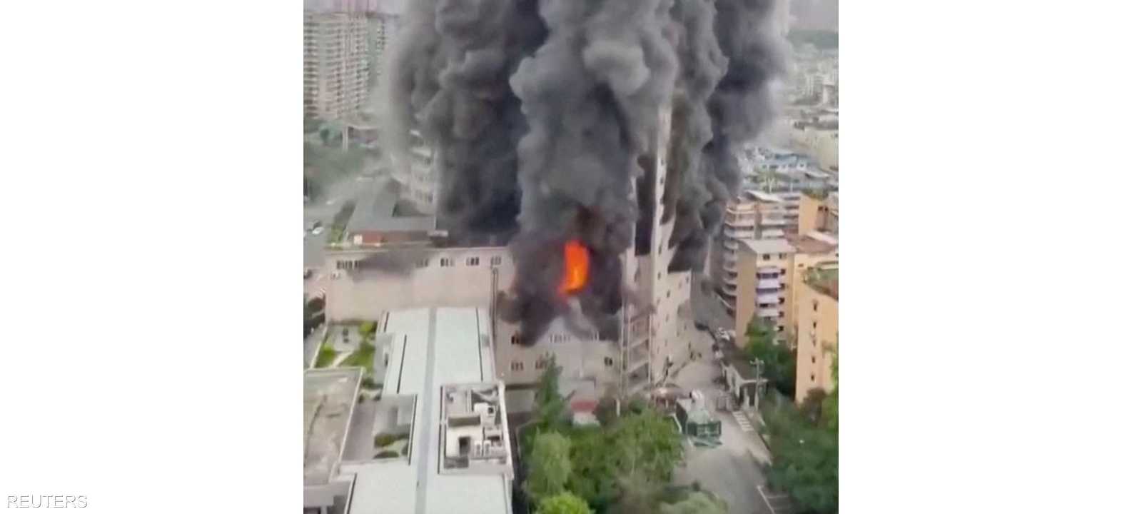 الحريق وقع بمركز تجاري في جنوب غرب الصين
