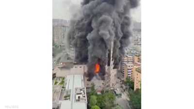 فيديو: حريق كبير في مركز تجاري بالصين يوقع 16 قتيلا