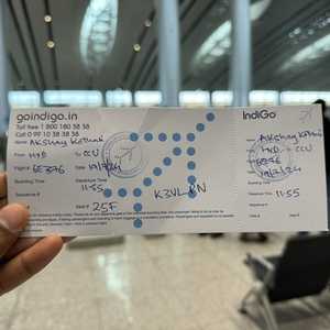 بطاقة صعود الطائرة مكتوبة باليد