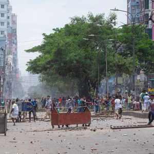 من أحداث العنف التي شهدتها بنغلادش خلال الأيام الماضية