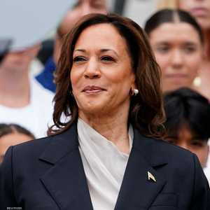 بعد انسحاب بايدن تصاعدت أسهم كامالا هاريس