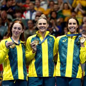 الفريق الأسترالي للسباحة أحرز ذهبية