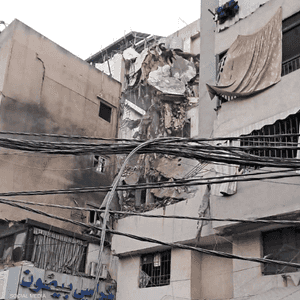 الضربة استهدفت قيادي بارز في حزب الله