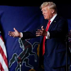 أرشيفية لترامب وهاريس