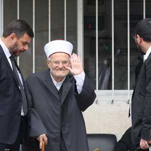 الشيخ عكرمة صبري عمره 85 عاما